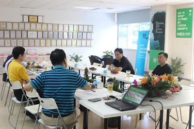 石头造环保科技 引领石塑降解材料的创新与高填充低密度技术应用